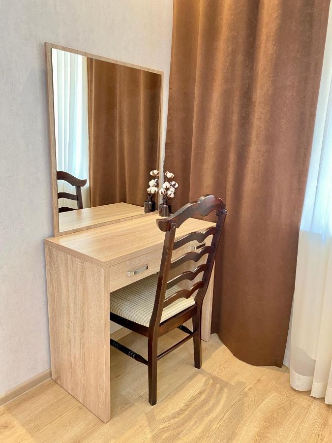 Spacious Apartment In New Building, Near The City Center And Airport Tasken Kültér fotó