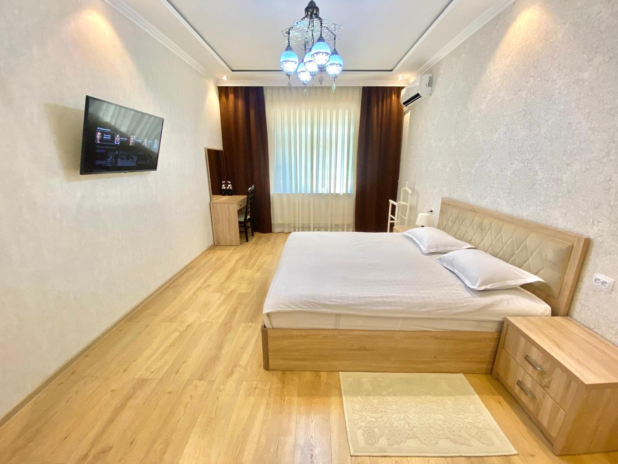 Spacious Apartment In New Building, Near The City Center And Airport Tasken Kültér fotó