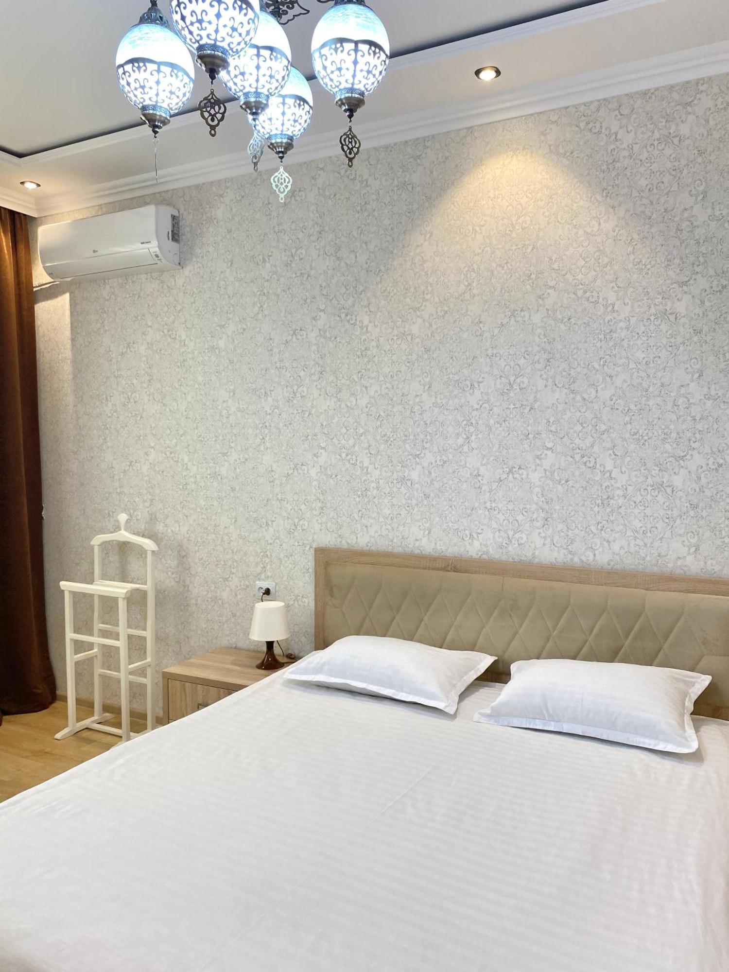 Spacious Apartment In New Building, Near The City Center And Airport Tasken Kültér fotó