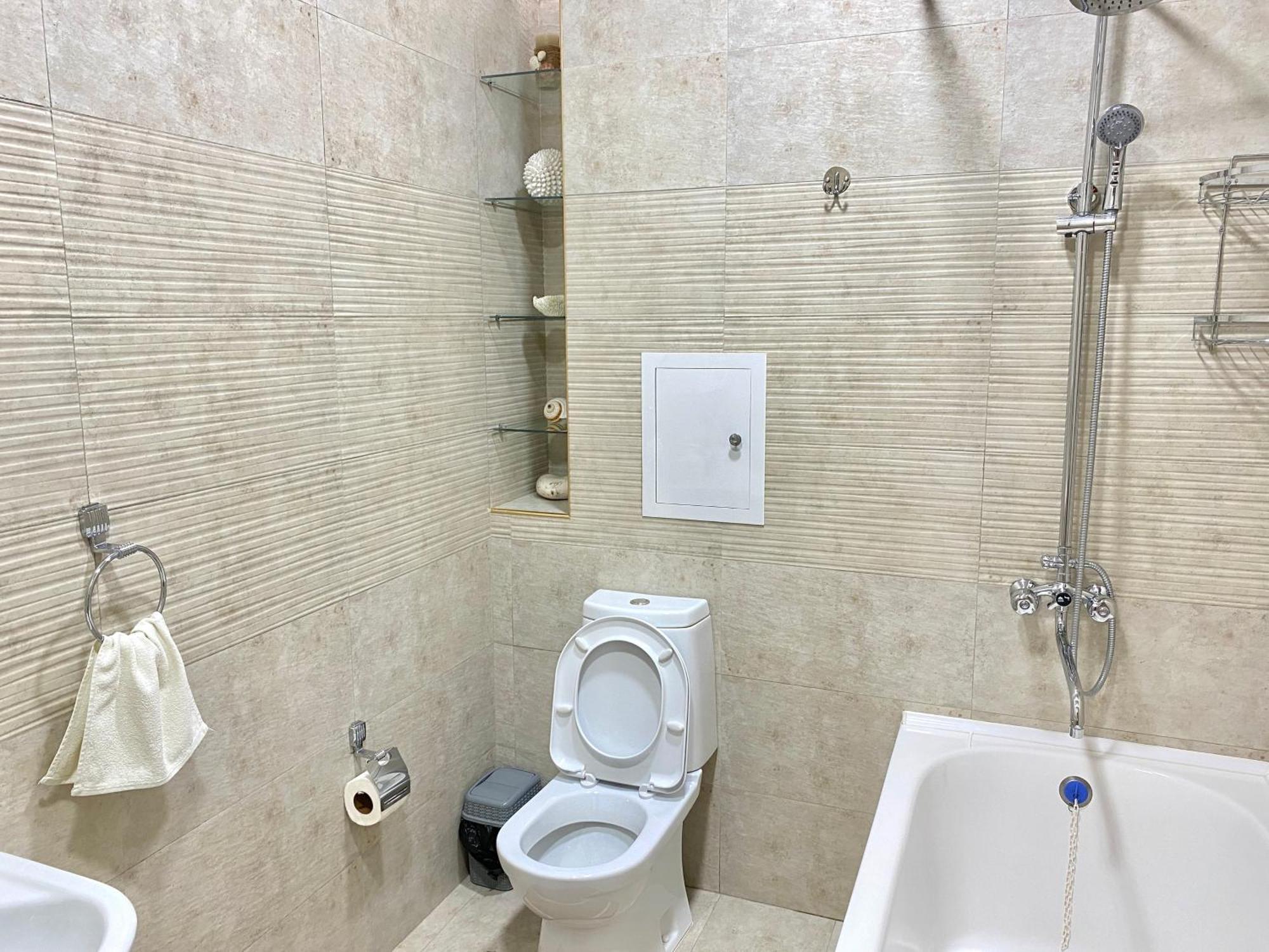 Spacious Apartment In New Building, Near The City Center And Airport Tasken Kültér fotó